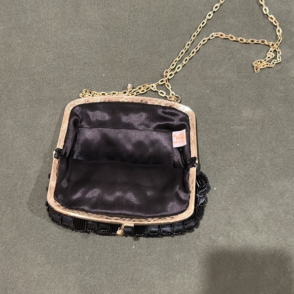 Beautiful beaded vintage Walborg Evening bag made in Hong Kong. - Picture 3 of 9